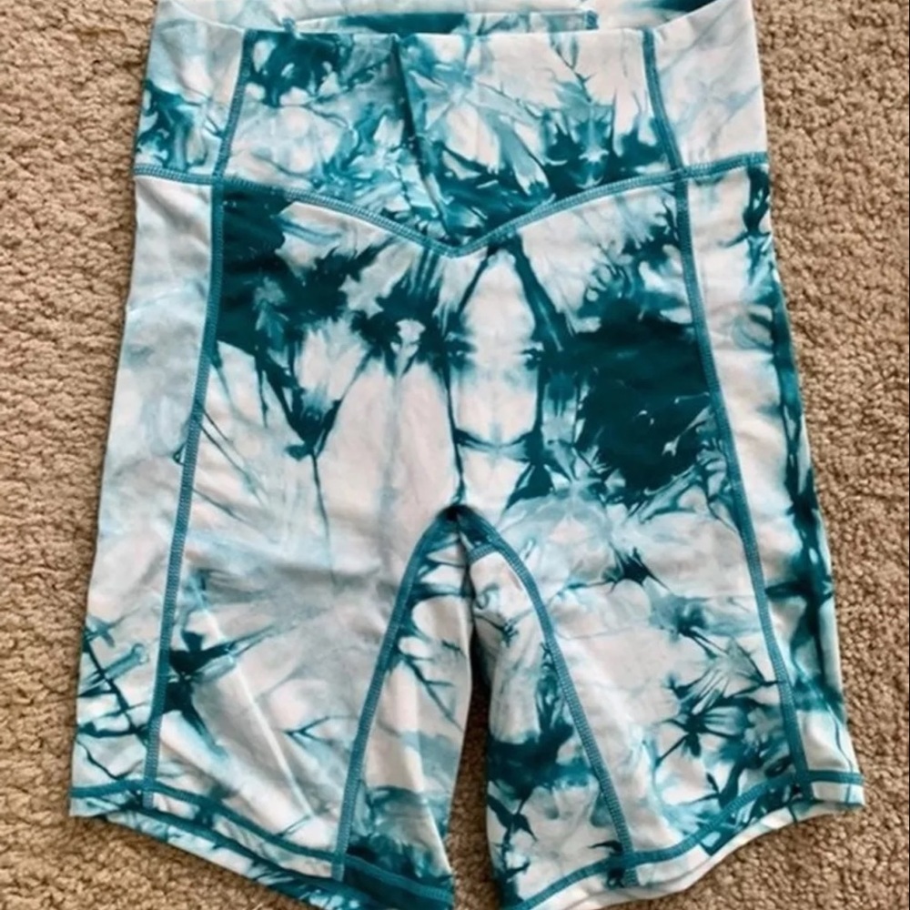 Balance athletica shorts